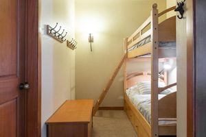 Alquiler Vacacional - Solitude Resort ski in/out. 1 bedroom + den. Eagle Springs East #103. Sleeps 5.