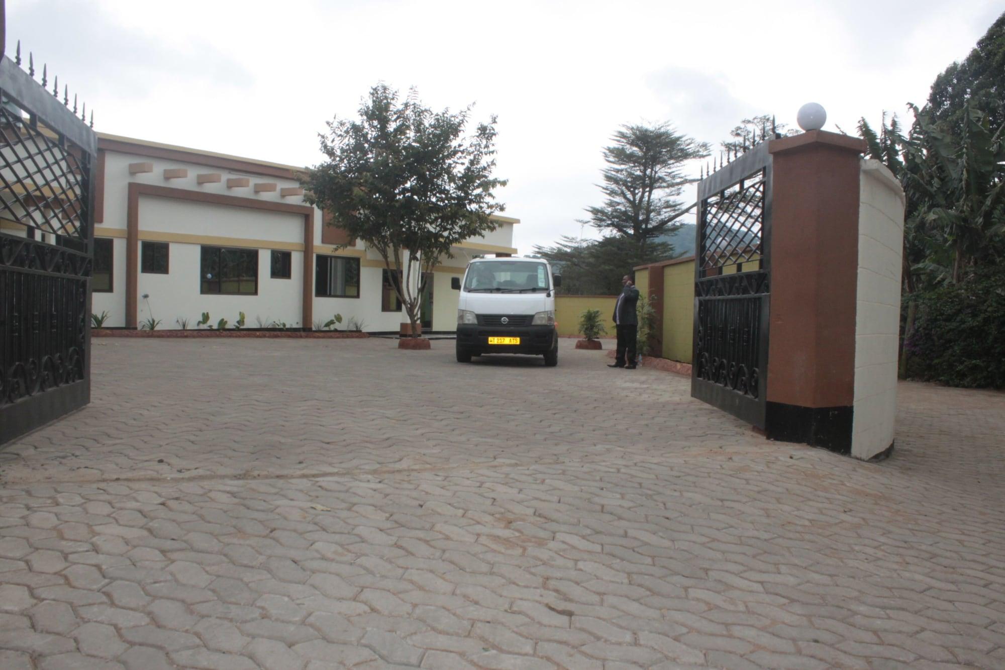 Vista Exterior Way Side Hotel