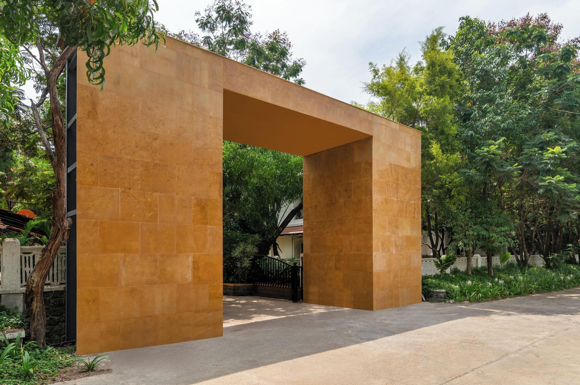 Vista Exterior Sterling Stolen Heaven Lonavala