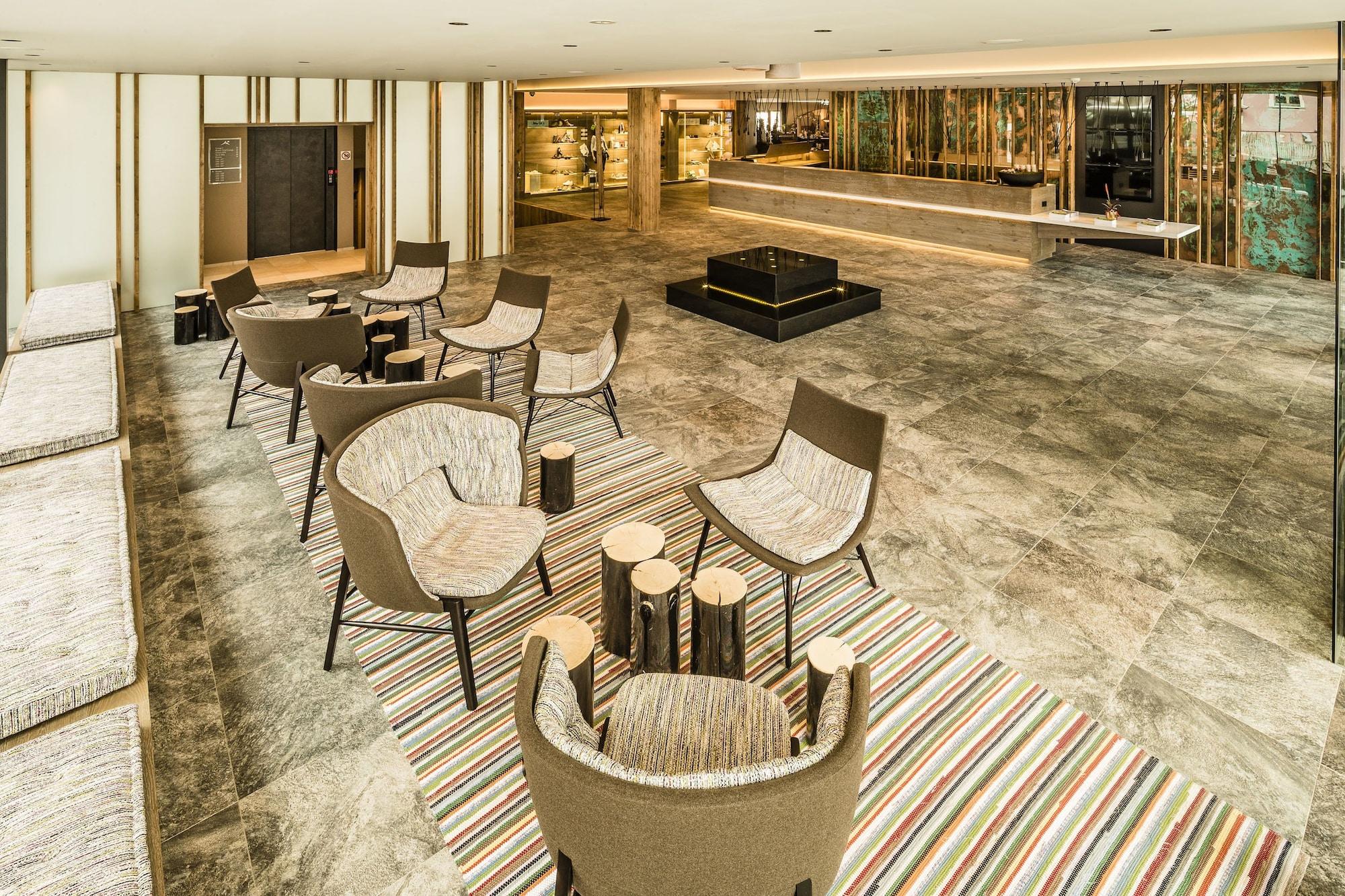 Vista Lobby Alpin & Spa Resort Schwarzenstein