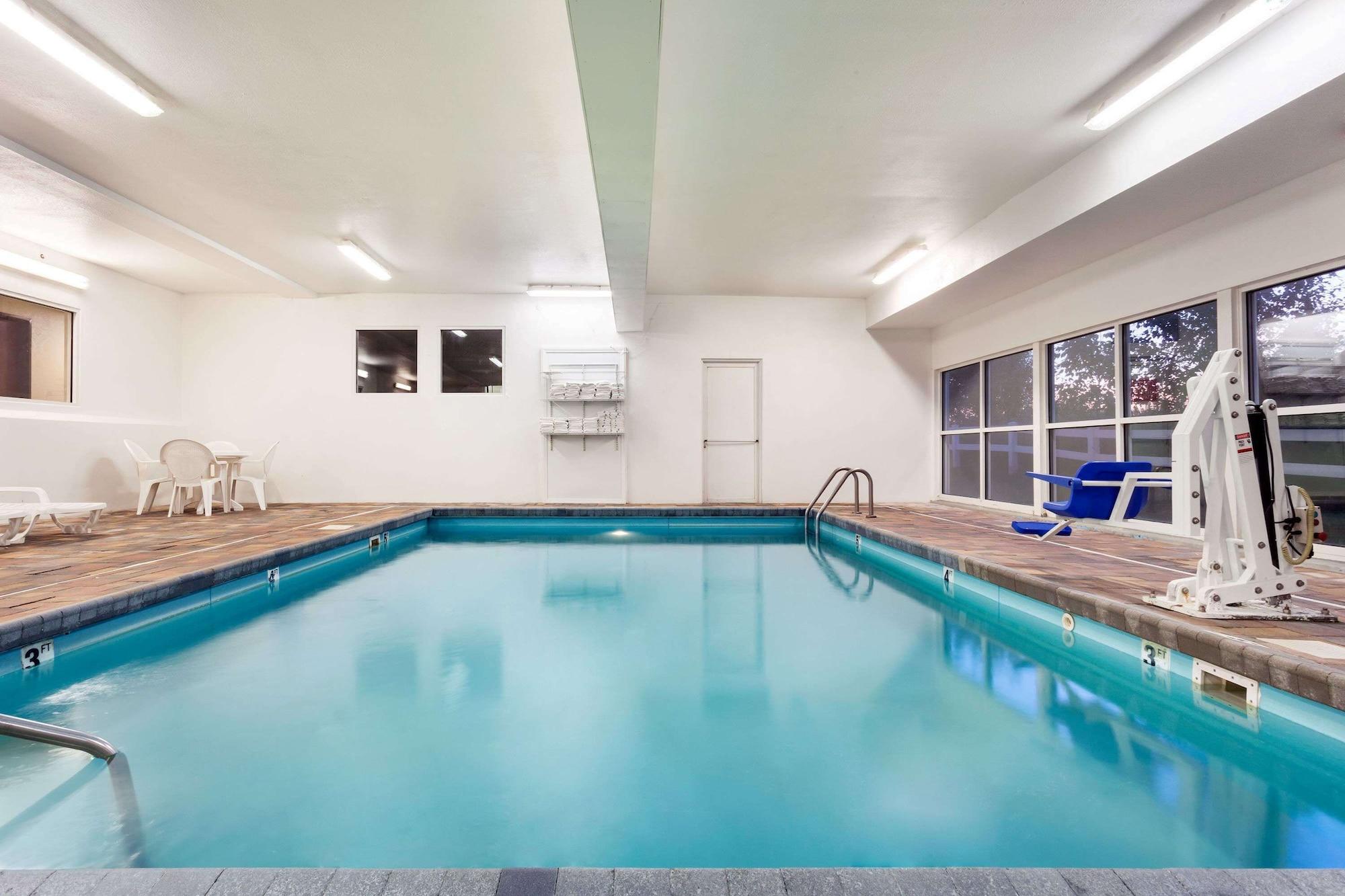 Vista Piscina Baymont by Wyndham Dale