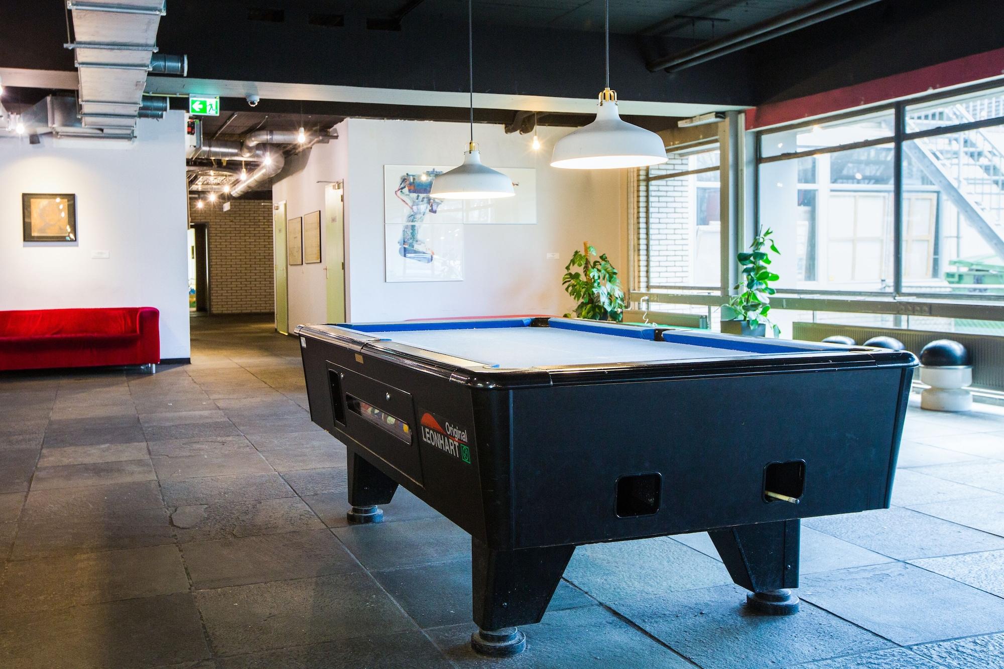 Instalaciones Recreativas WOW Hostel Amsterdam