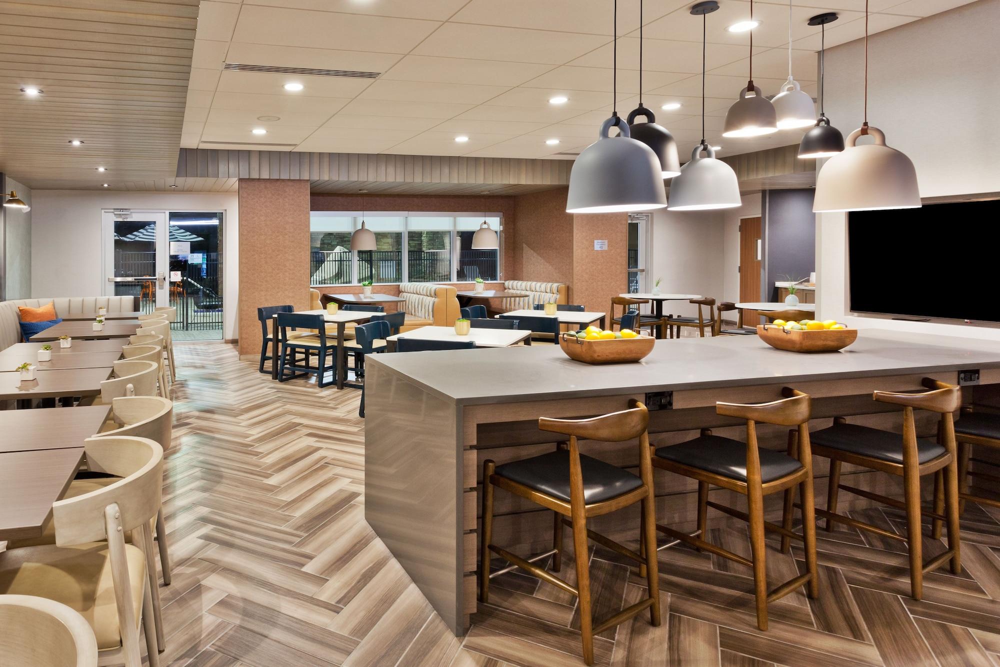 Restaurant Fairfield Inn & Suites by Marriott Birmingham Colonnade