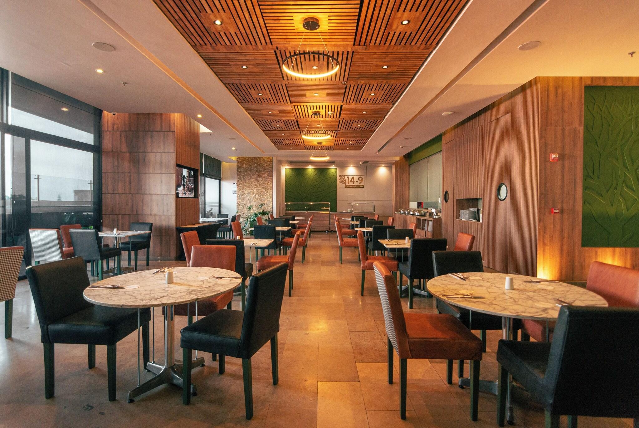 Restaurant Hotel Mocawa Plaza Armenia
