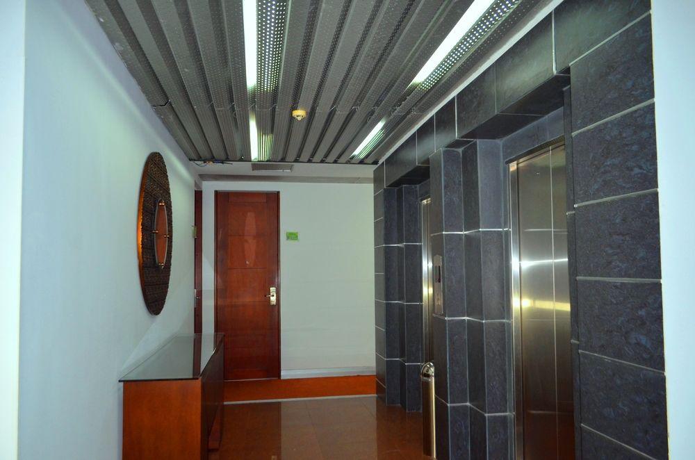 Varios Hotel Stanford Plaza