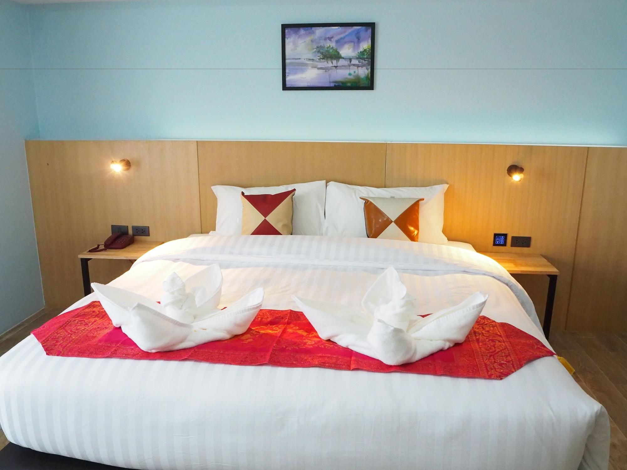 Varios Samui City Hotel