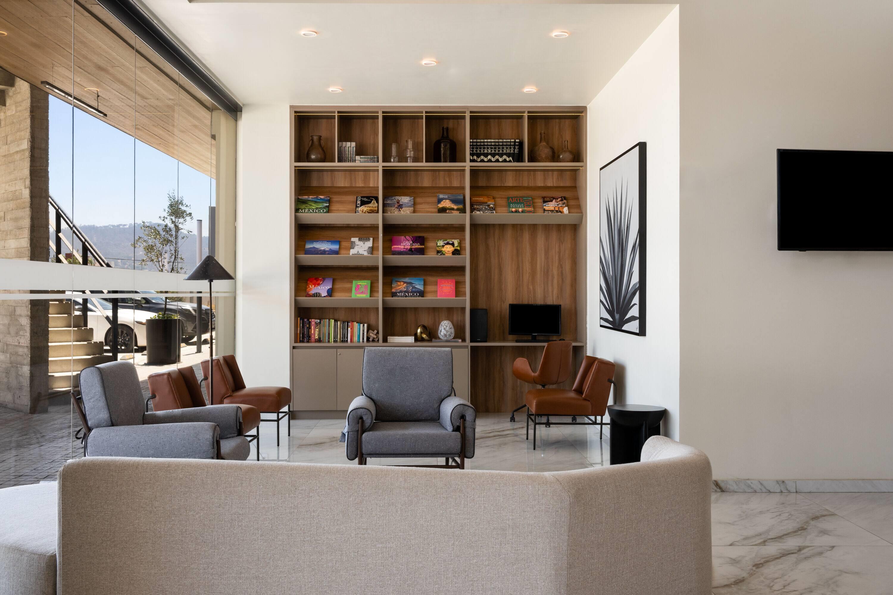 Vista Lobby Tryp By Wyndham Ciudad Guzman UTTSA