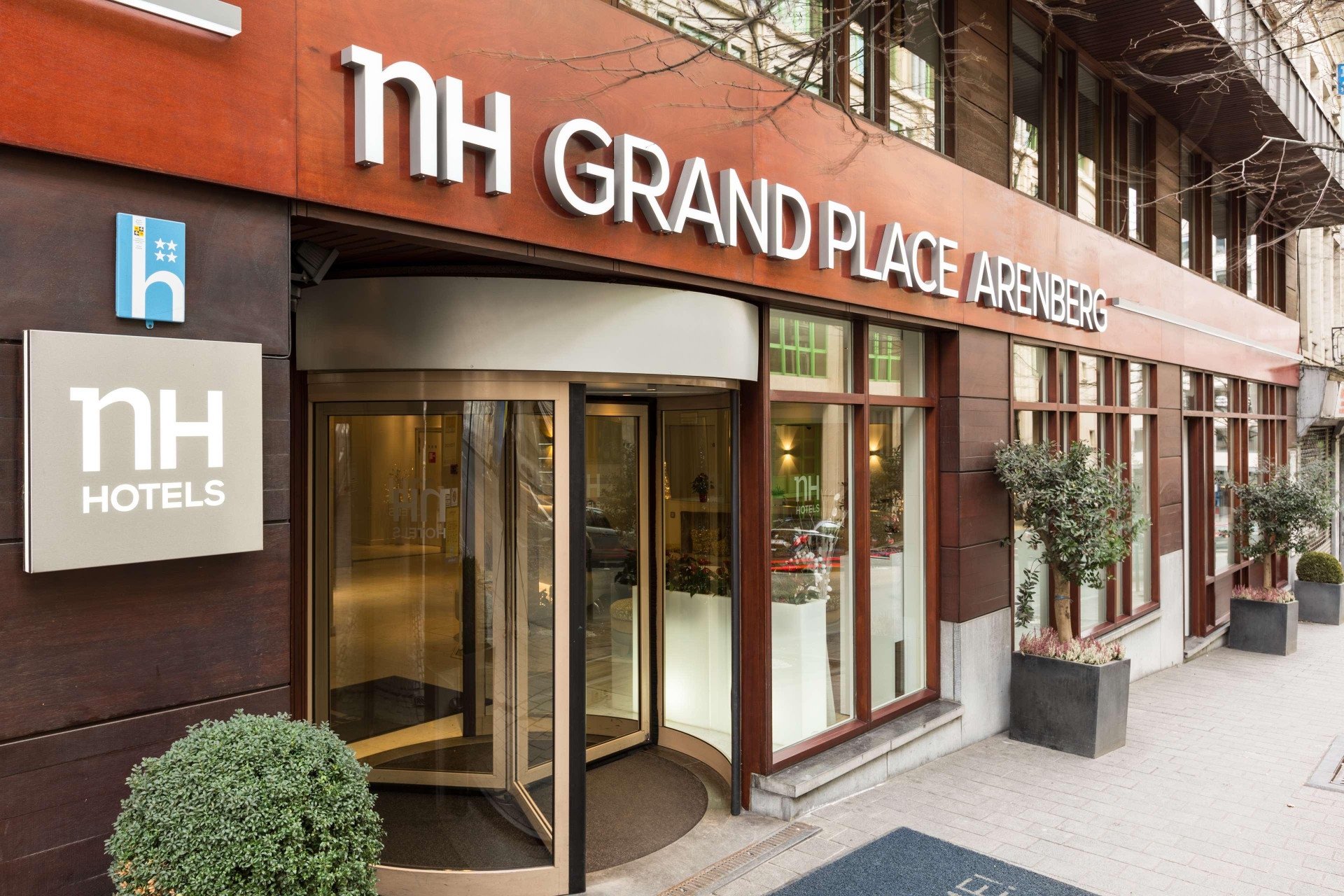 Vista Exterior NH Brussels Grand Place Arenberg