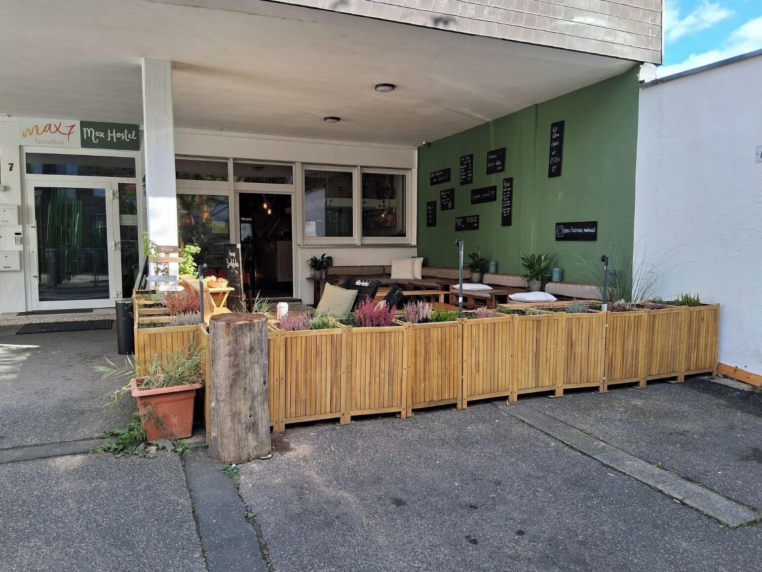 Varios Max Hostel