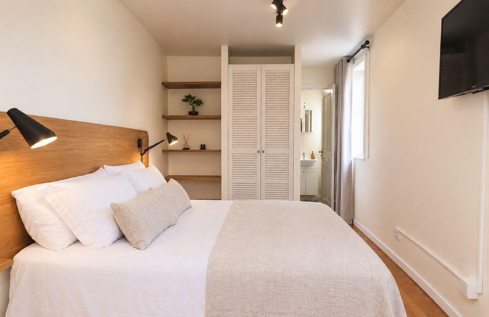 Quarto Yogi Hostels