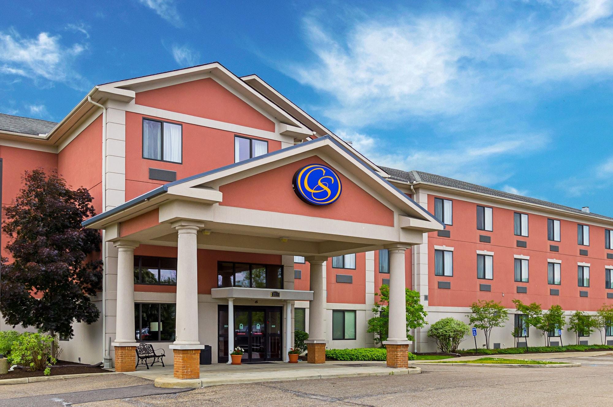 Vista Exterior Comfort Suites Twinsburg