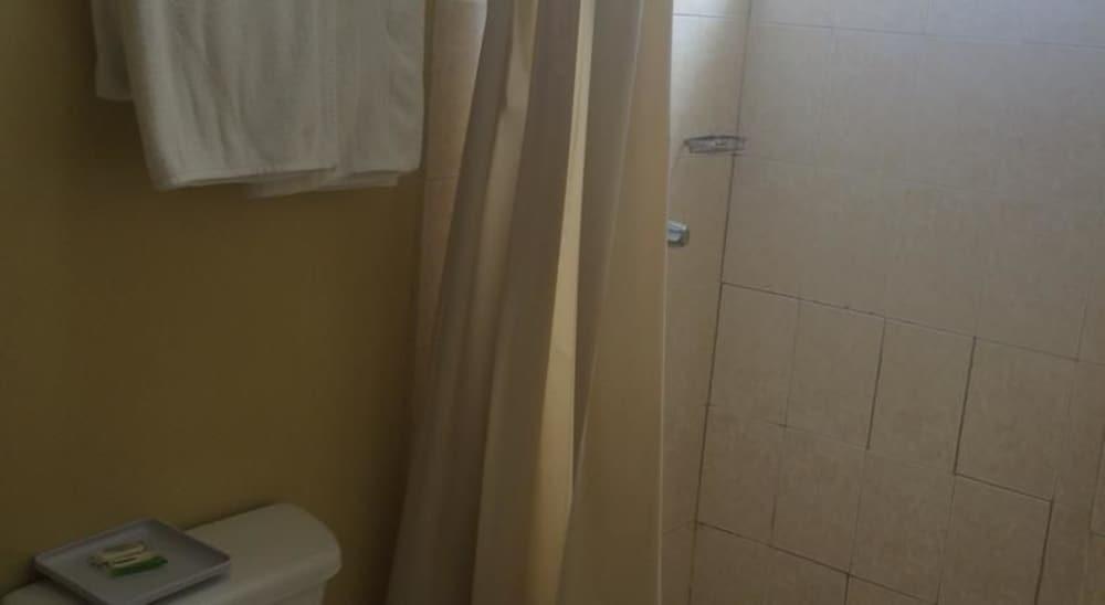Equipamiento de Habitación Hotel Don Jesus