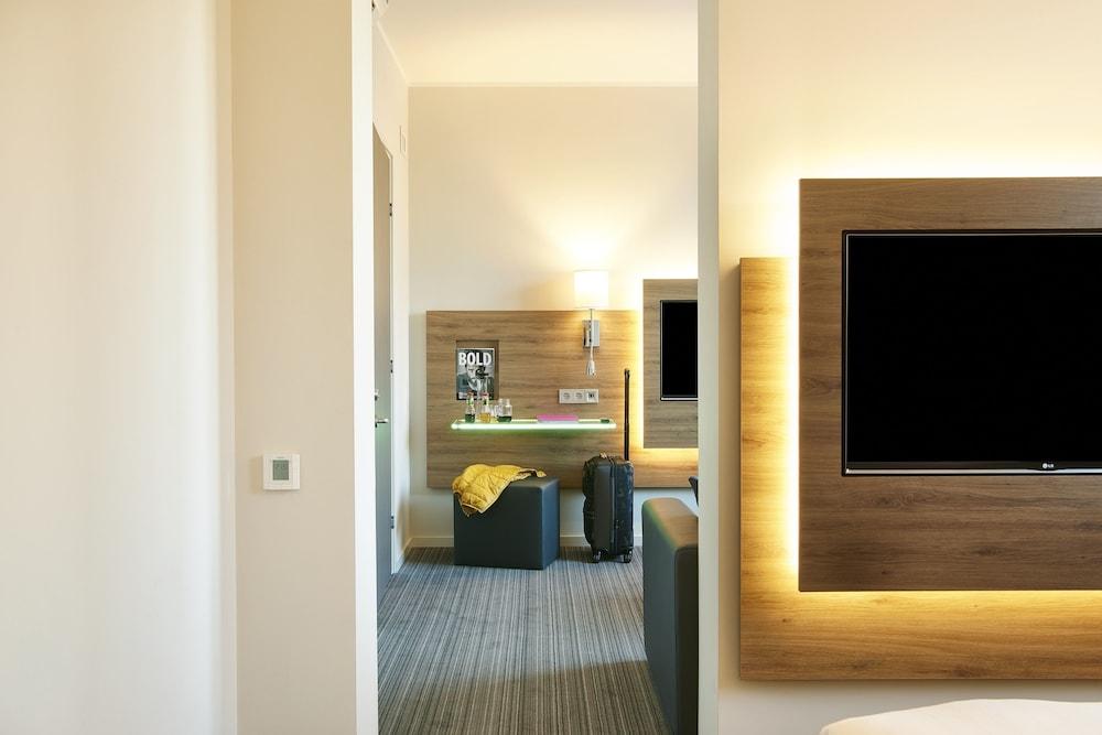 Hotel Moxy Berlin Ostbahnhof