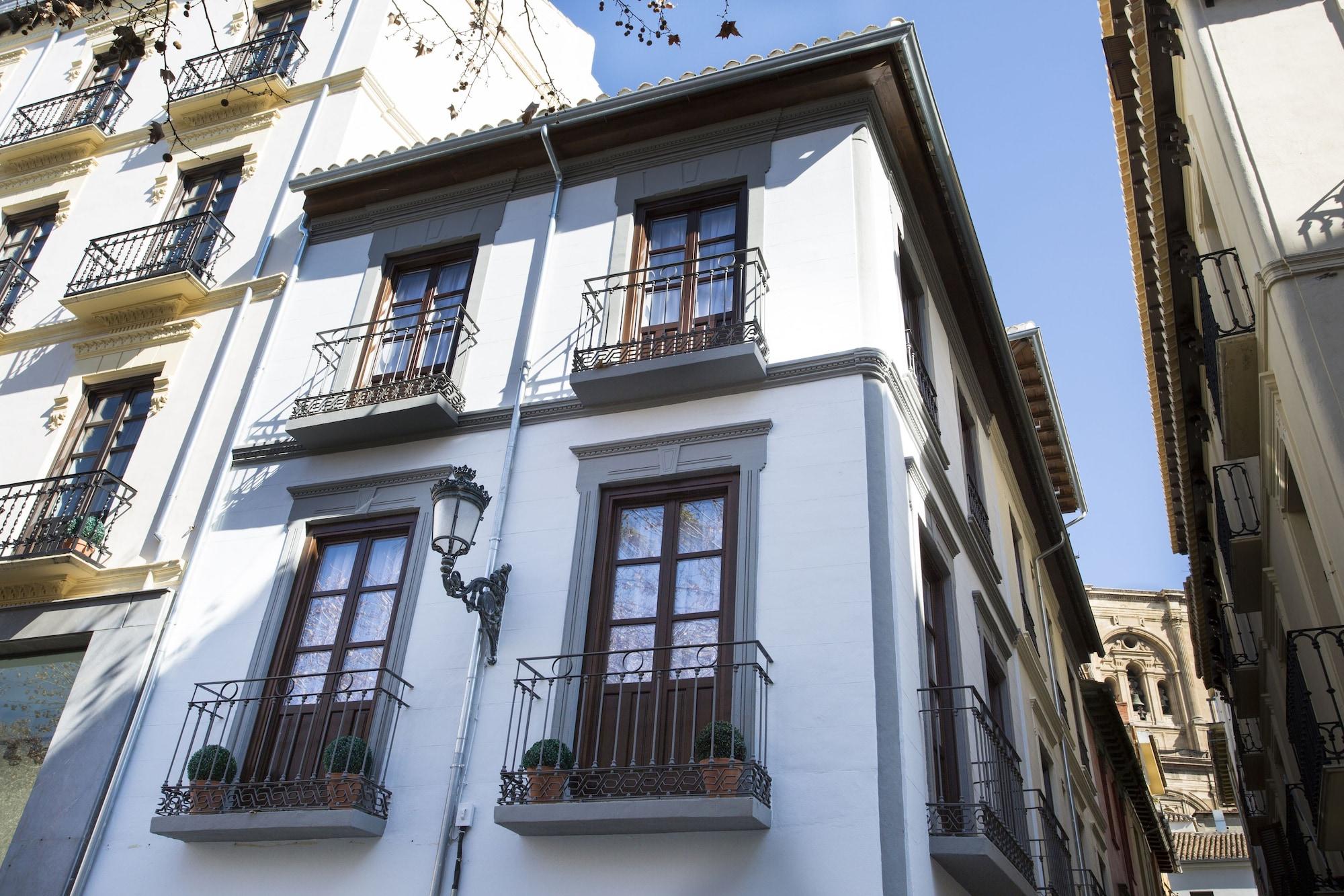 Vista Exterior La Casa de la Trinidad Suites