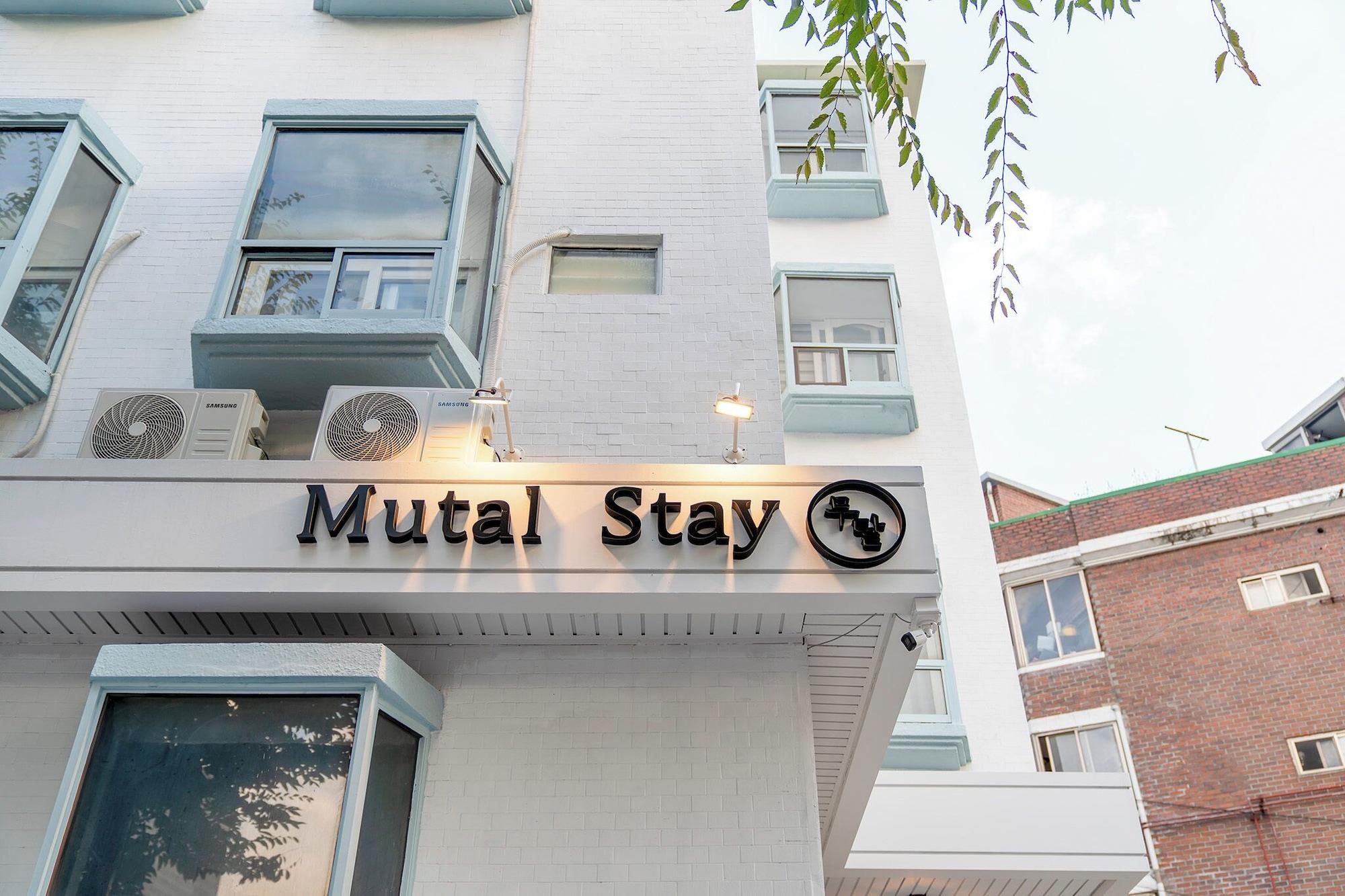Vista Exterior Mutal Stay