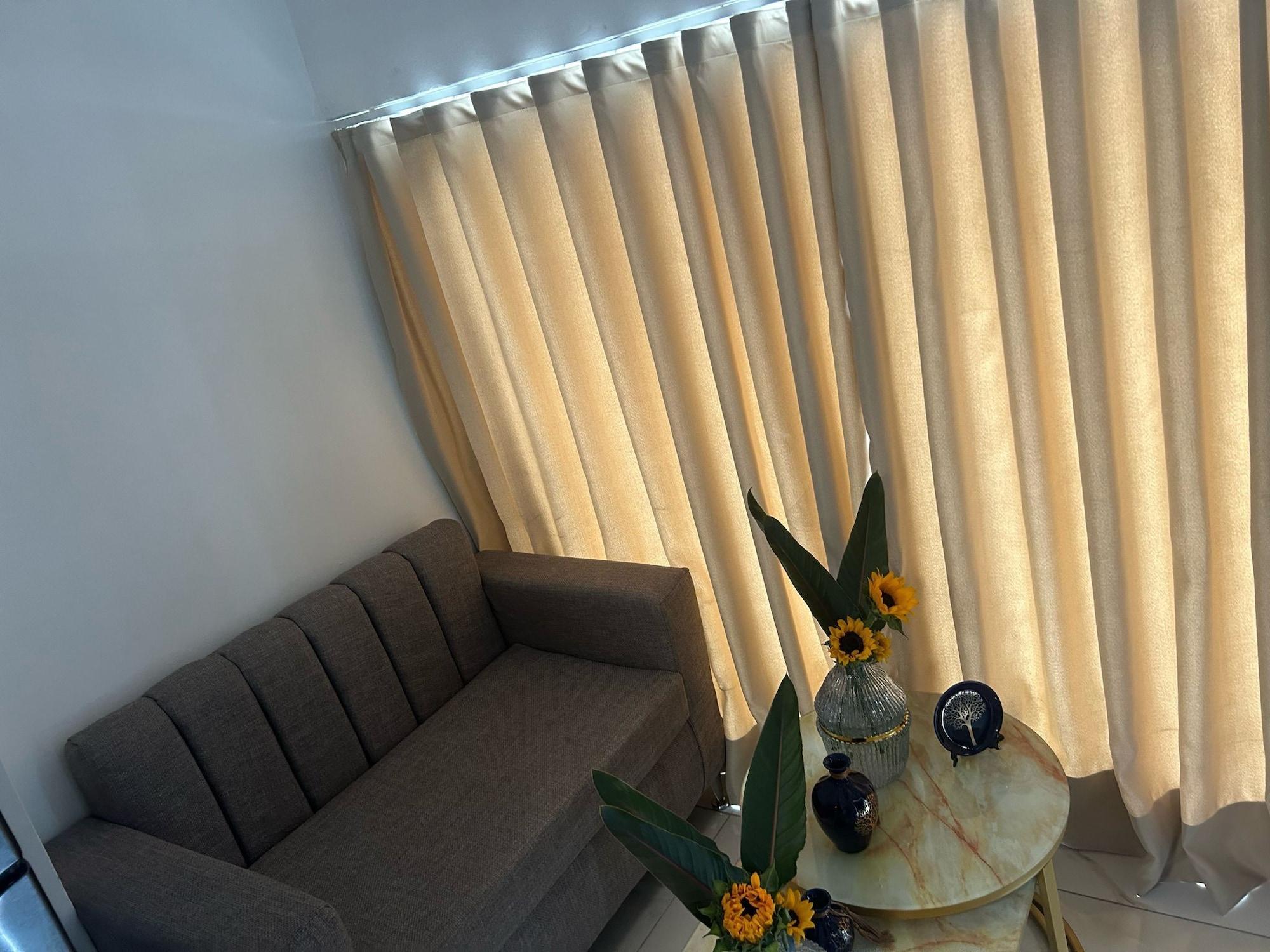 Vista Lobby Hotel tropic pop