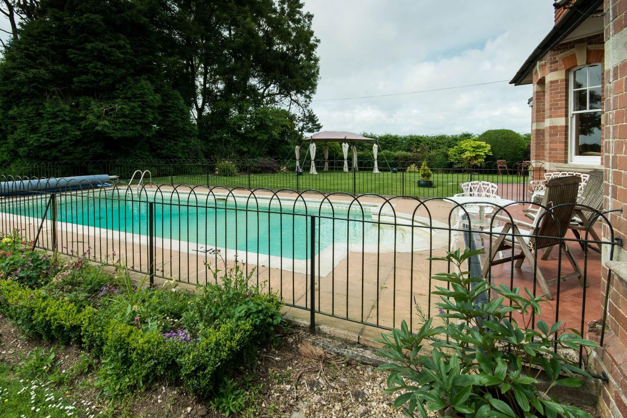 Vista Piscina The Dower House Hotel