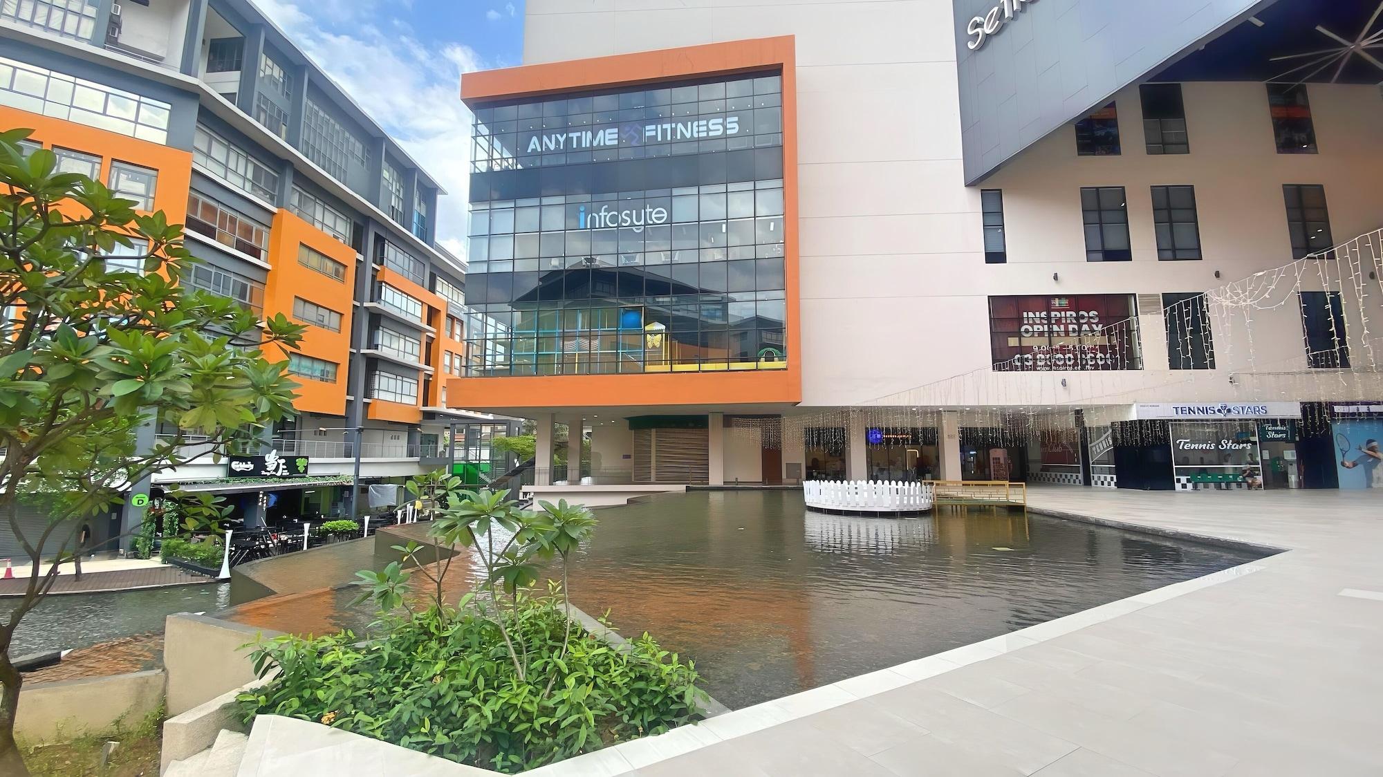 Vista Exterior Signature Hotel by Easy Nap