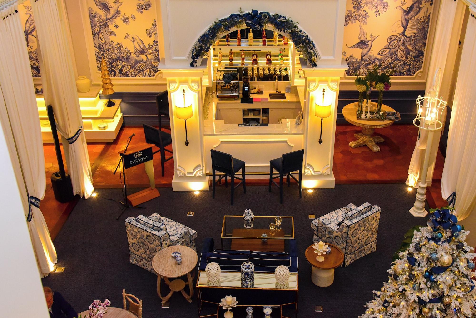 Bar/Salón Parc Royale Suites Hotel