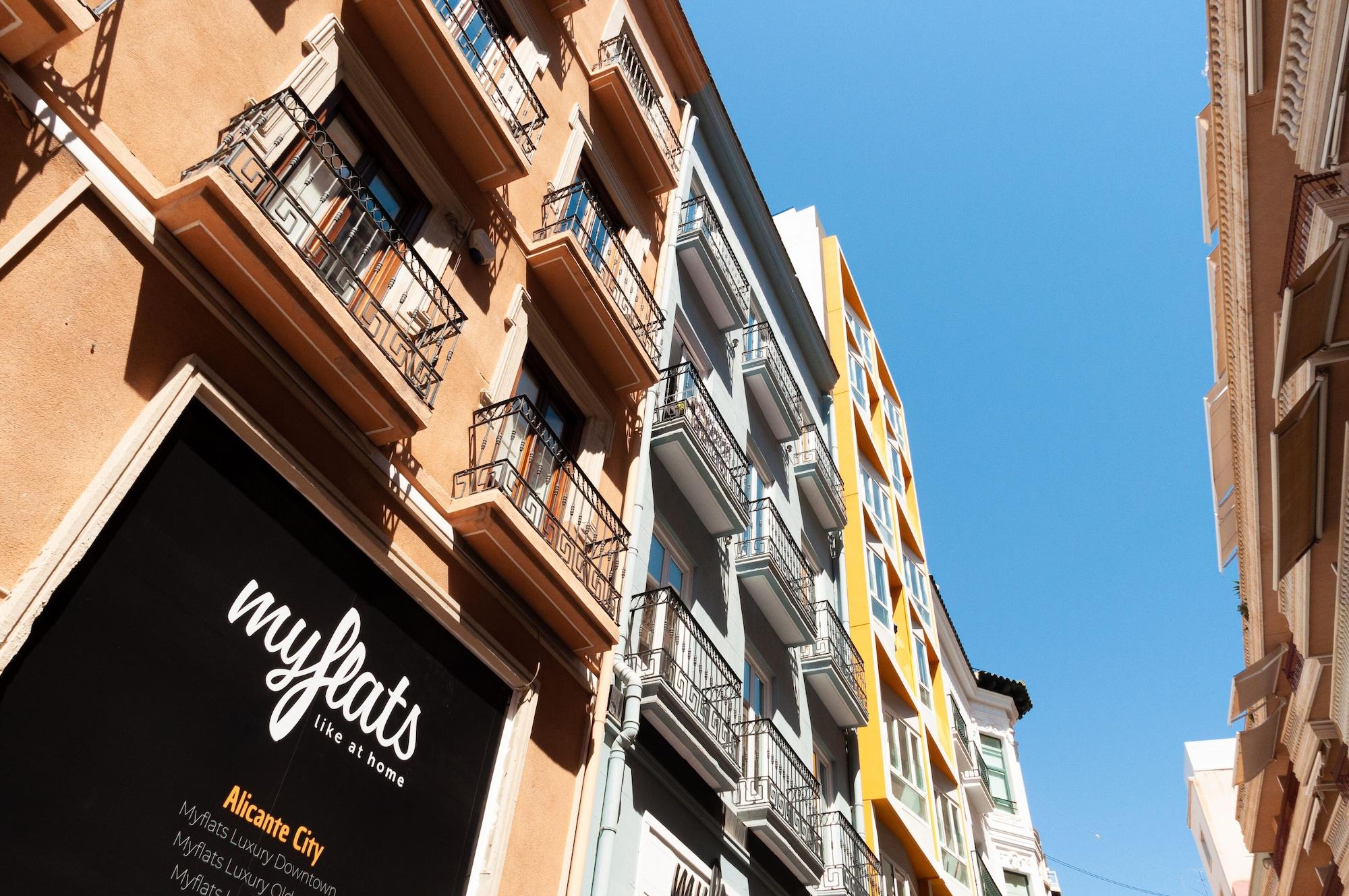 Vista Exterior Myflats Luxury Bailen