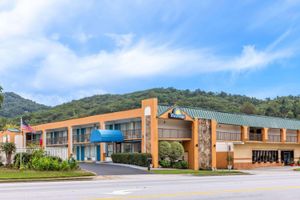 Alojamiento - Days Inn by Wyndham Clayton