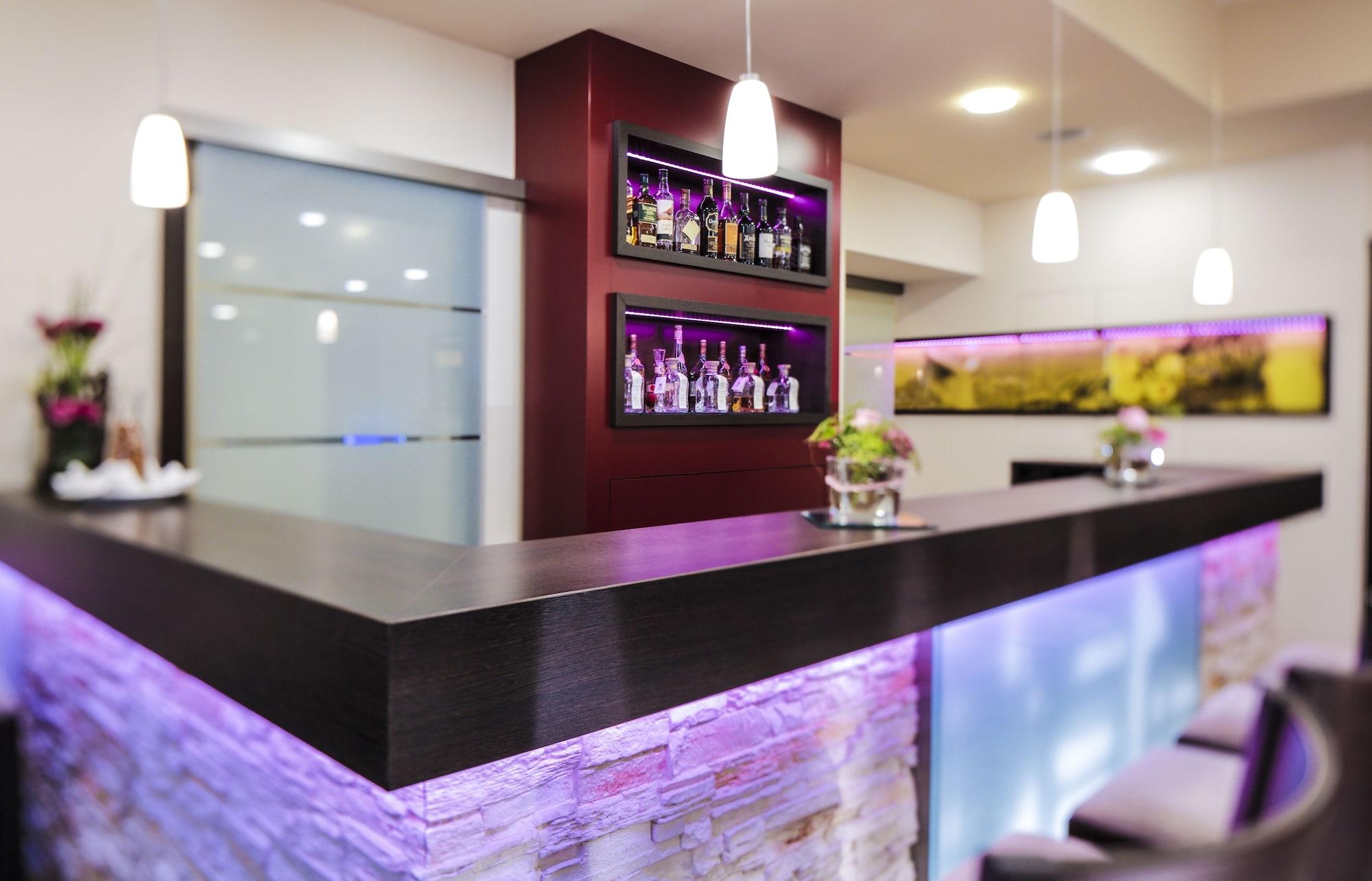 Bar/Salón Hotel Adler