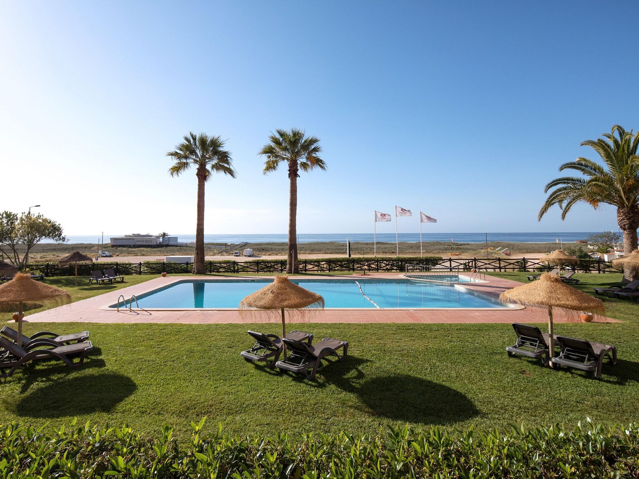 Vista Piscina Dom Pedro Lagos