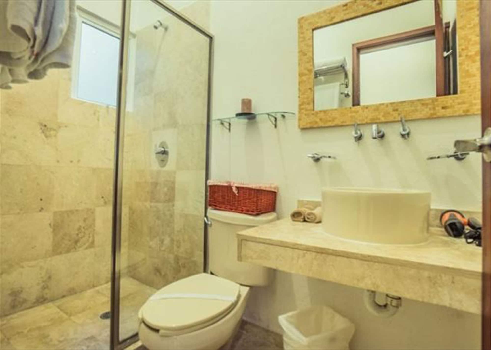 Equipamiento de Habitación Magic, 1 block from Mamitas Beach by Tripintravel