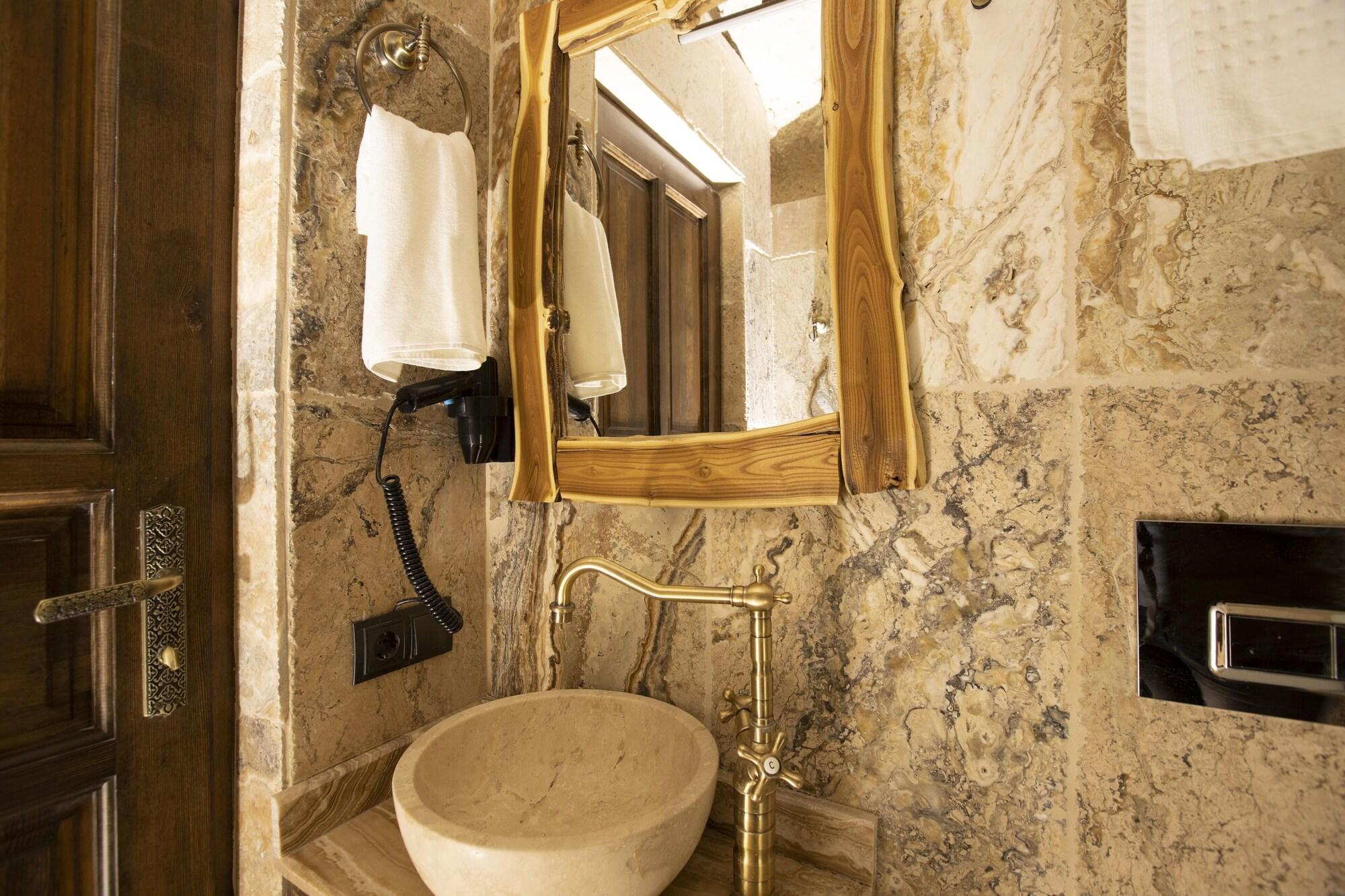 Equipamiento de Habitación Medusa Cave Hotel