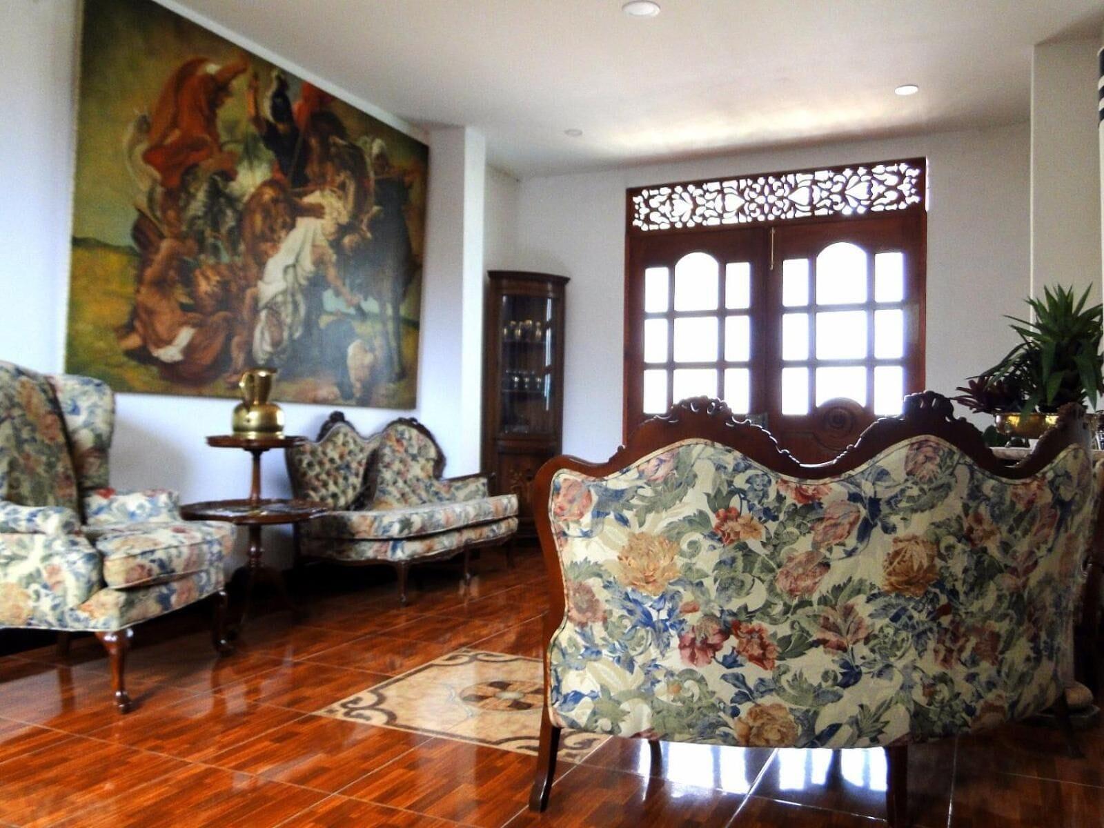 Vista Lobby Villa de los Angeles