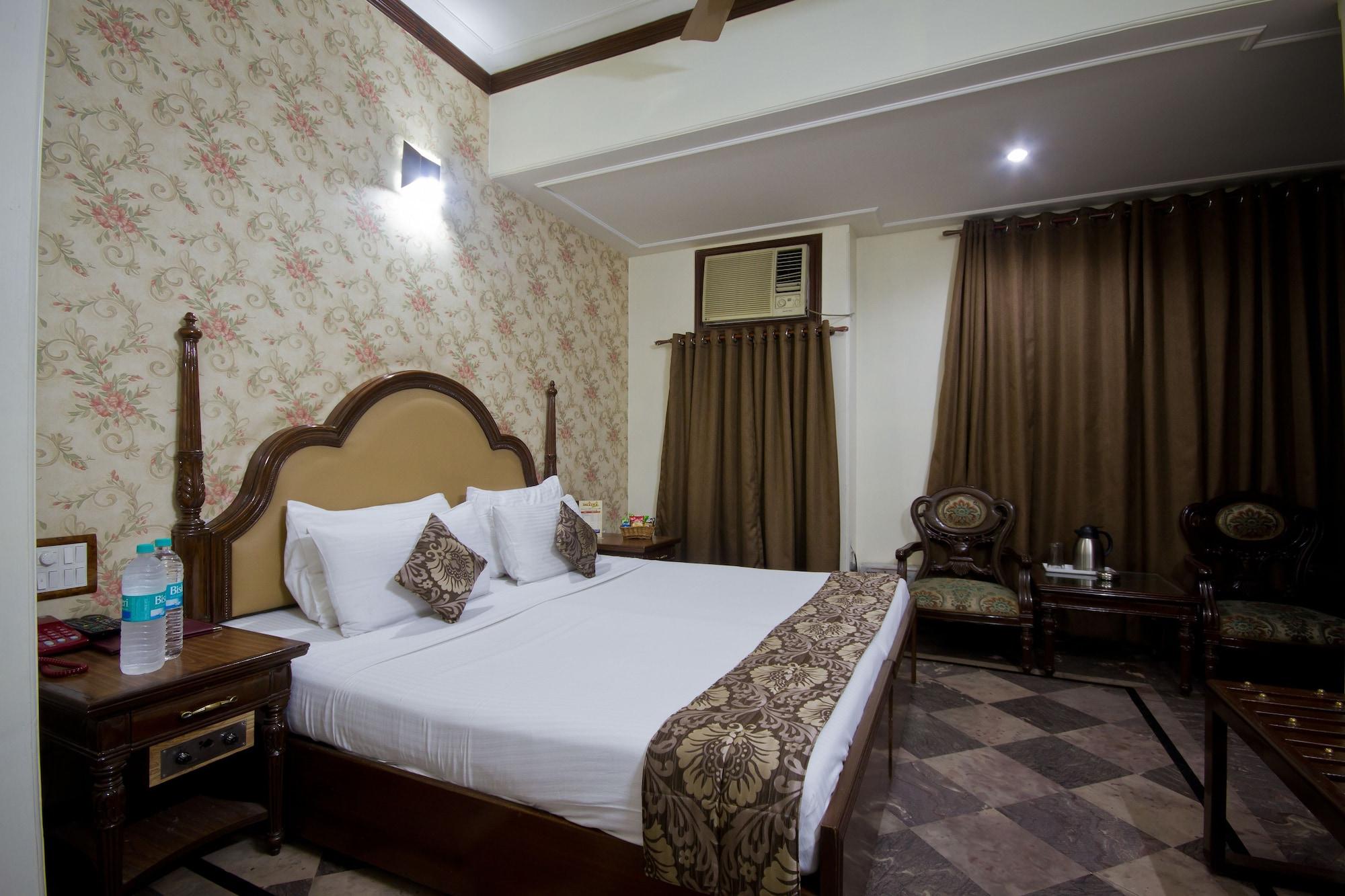 Habitación Hotel Sunstar Grand