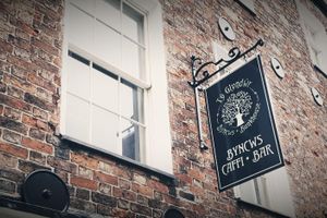 Alojamiento - Ty Glyndwr Bunkhouse Bar and Cafe - Hostel