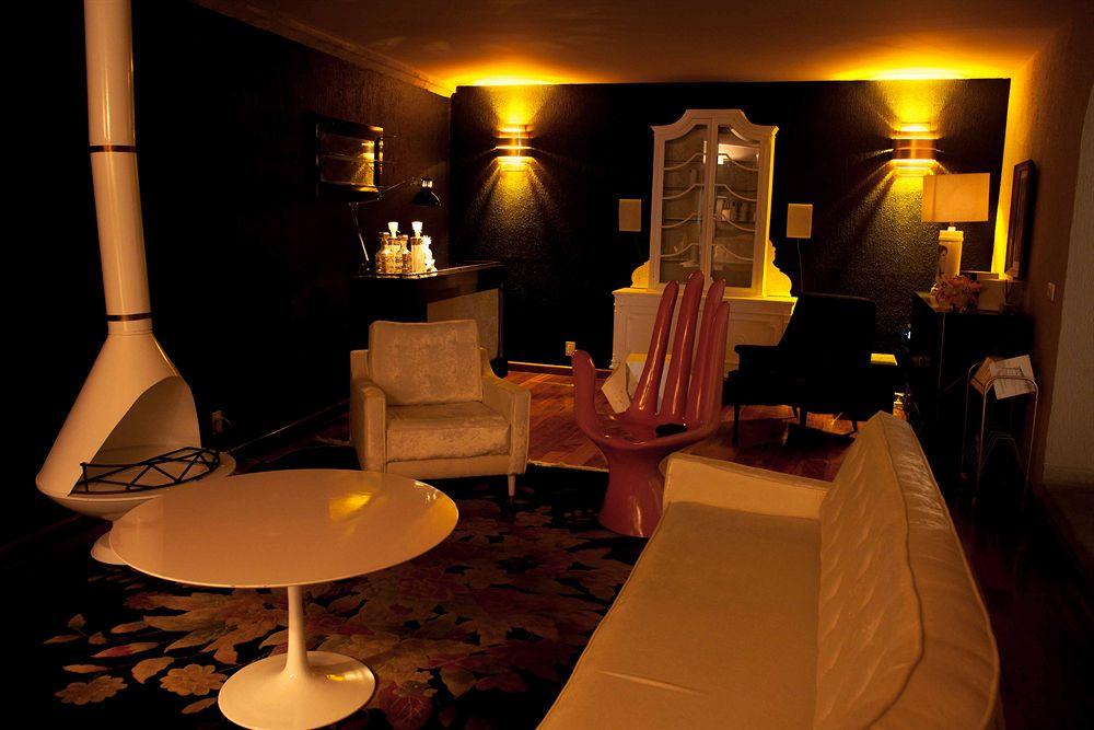 Bar/Salón Hotel Boutique Casa Alebrije