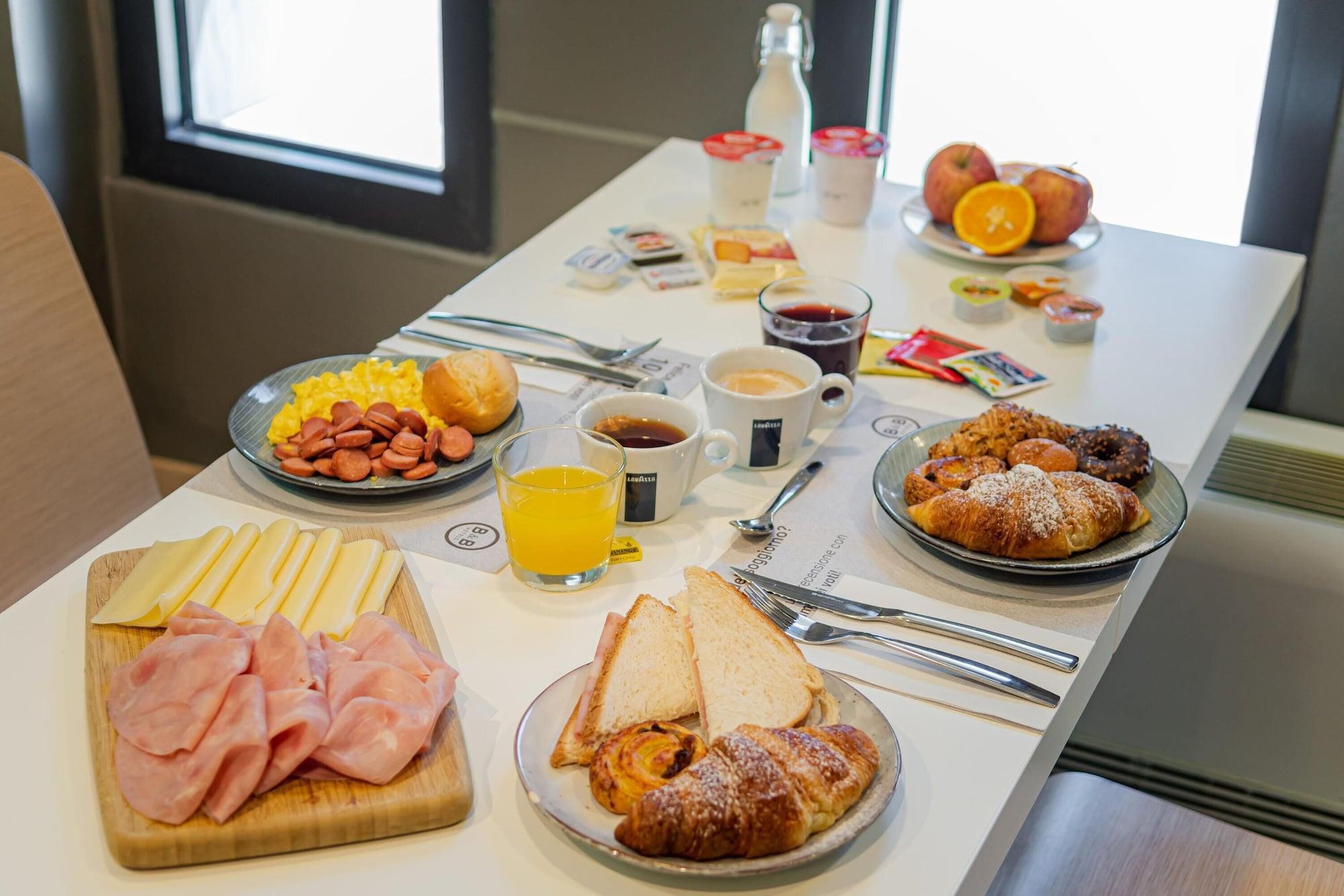 Restaurant B&B HOTEL Pisa Airport