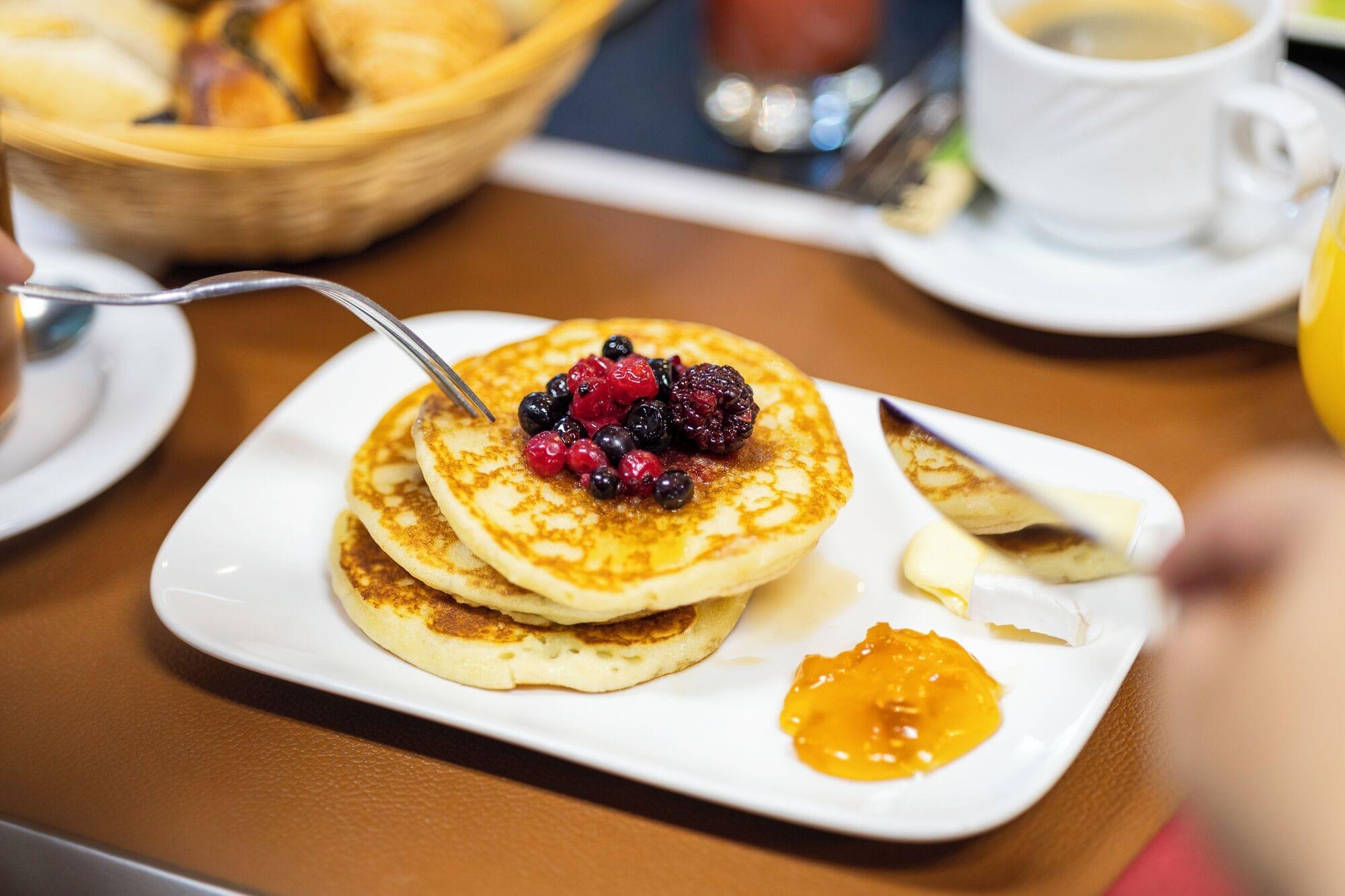 Restaurant First Euroflat Hotel