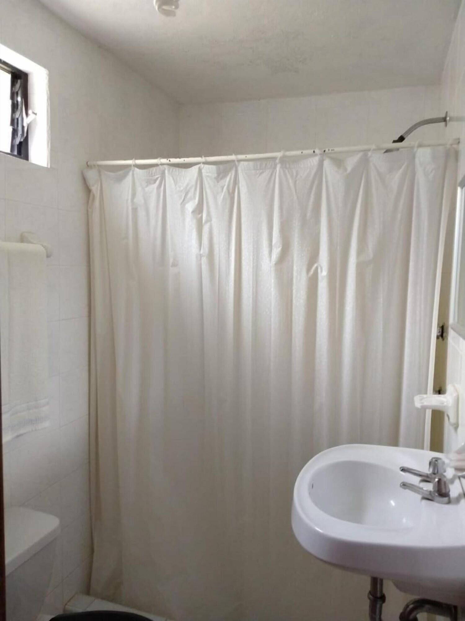 Equipamiento de Habitación Estancia Campestre - 7 Robles