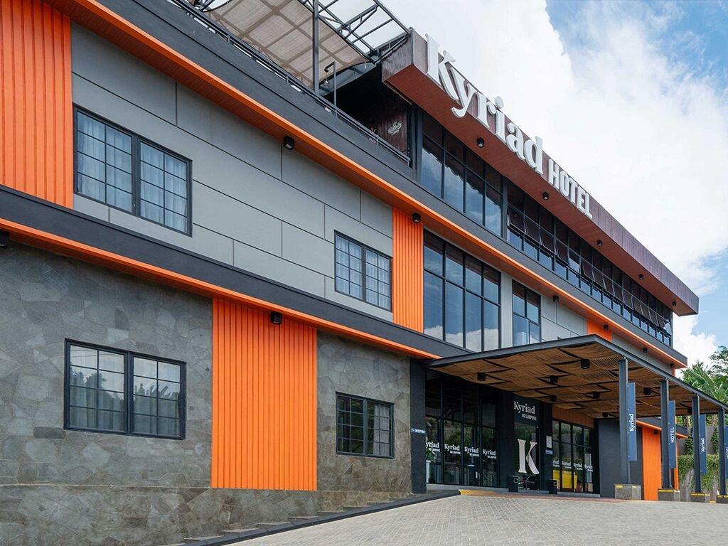 Vista Exterior Kyriad M2 Lampung