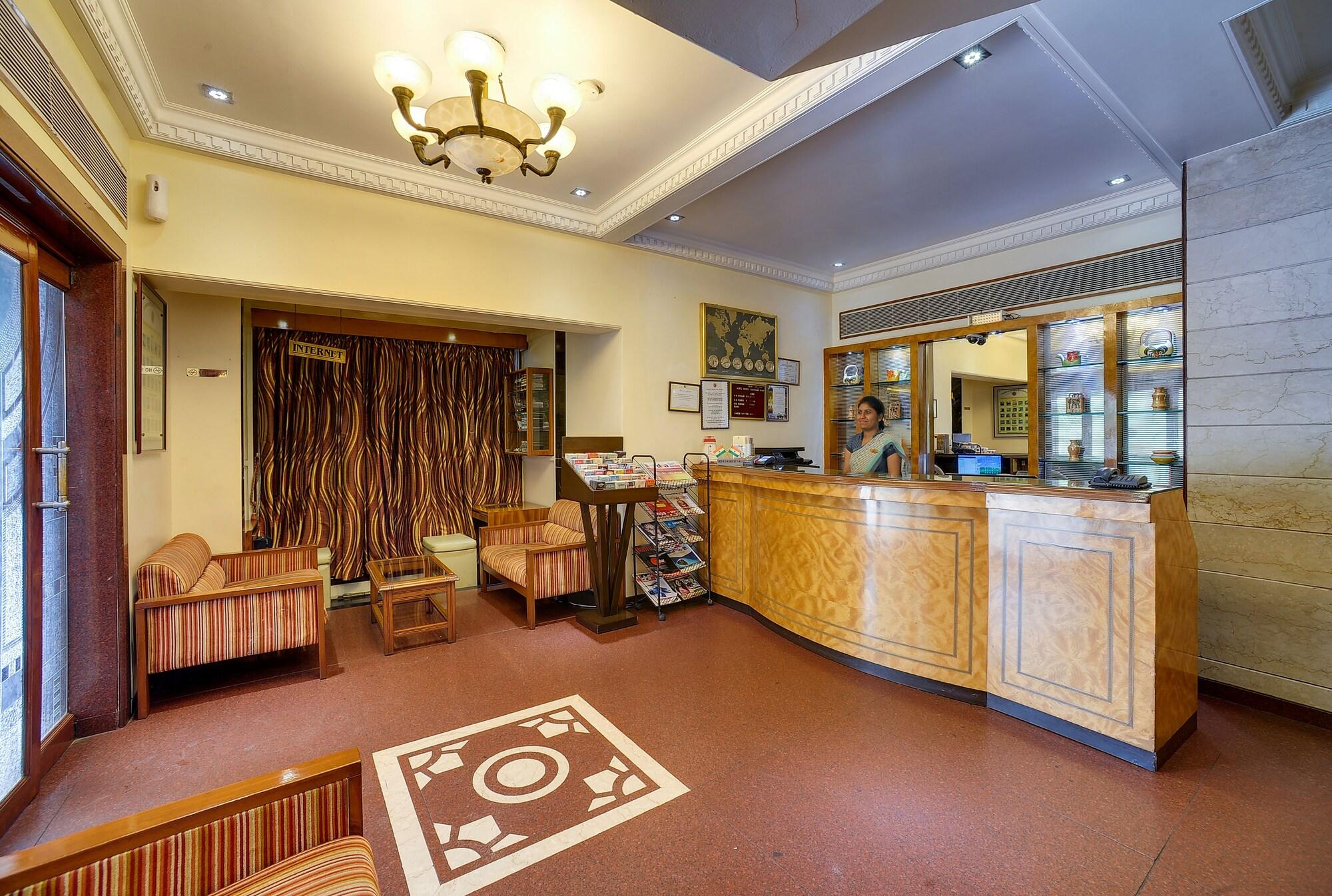 Varios Ramee Guestline Hotel Khar