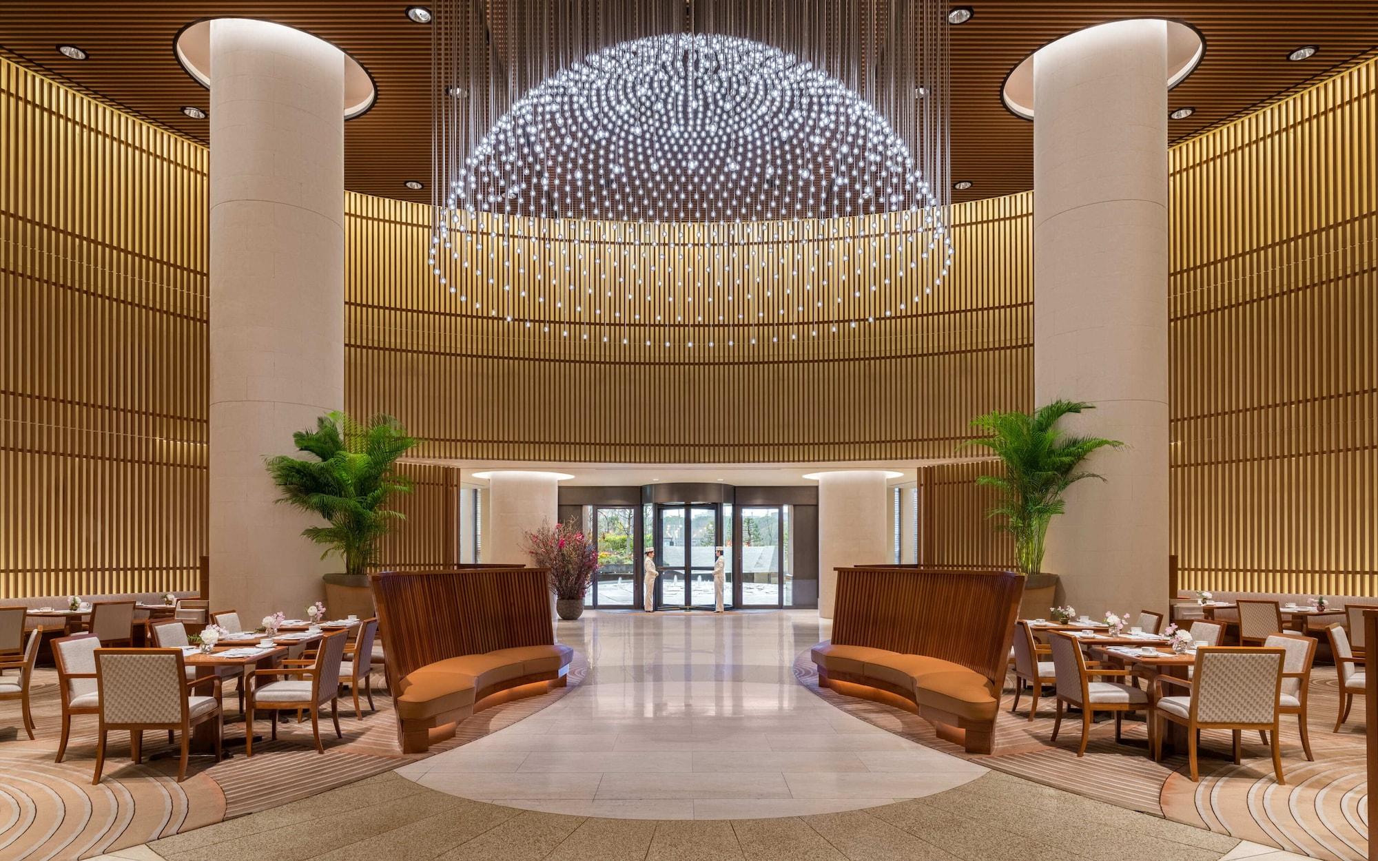 Vista Lobby The Peninsula Tokyo