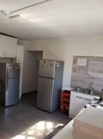 Alojamiento - Room near the airport with shared bathroom
