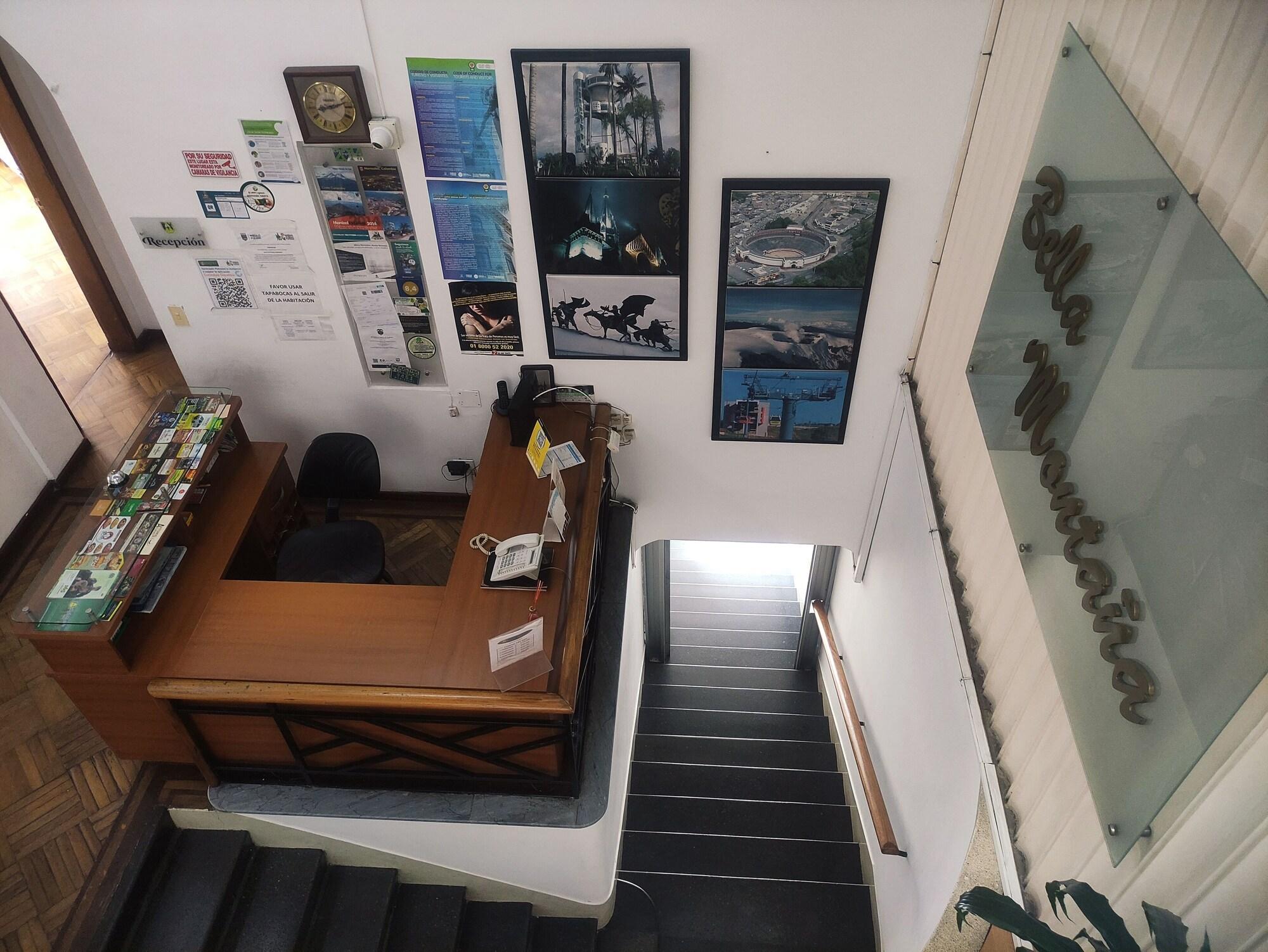 Vista Lobby PETITTE HOTEL BELLA MONTAÑA