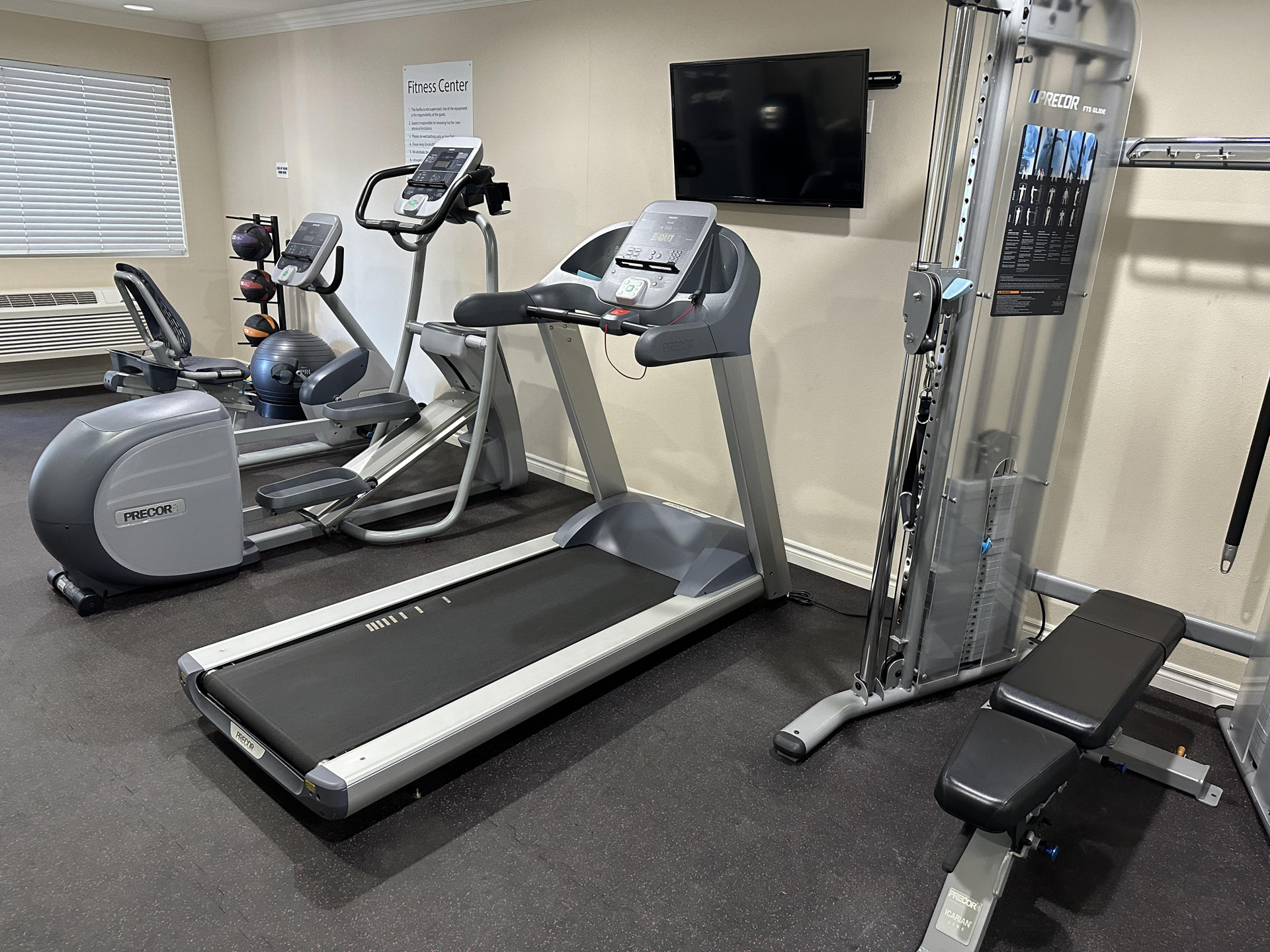 Instalaciones Recreativas Solara Inn and Suites