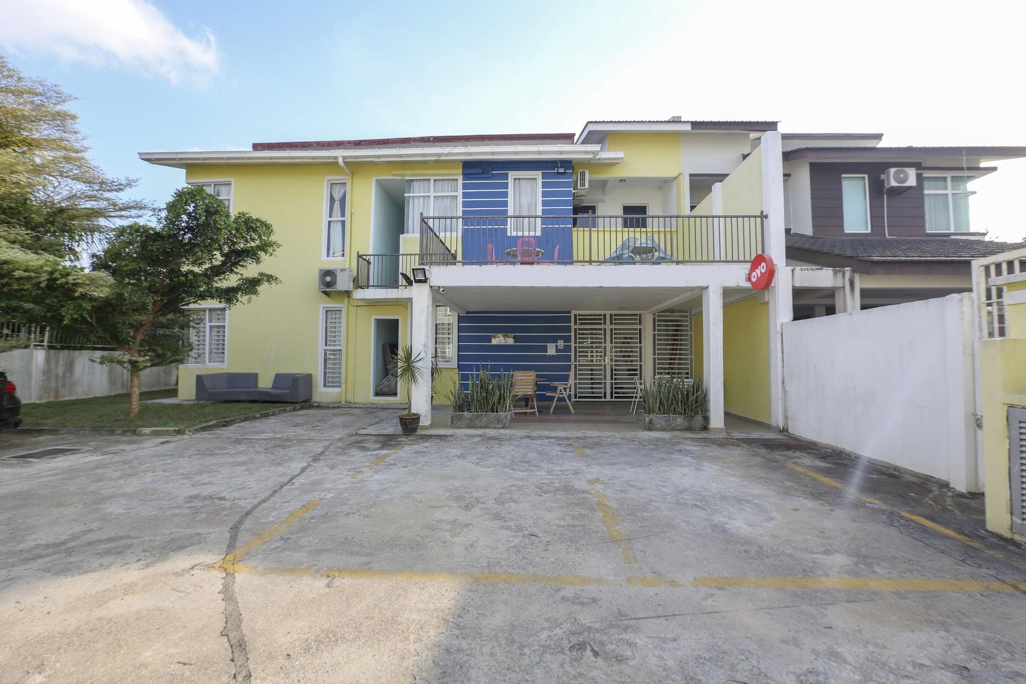 Varios Hotel O Come Inn Premium