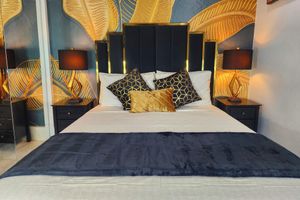 Alojamiento - *Private Guest House: Free Parking 𝟏𝟎𝐦𝐢𝐧 DWTN