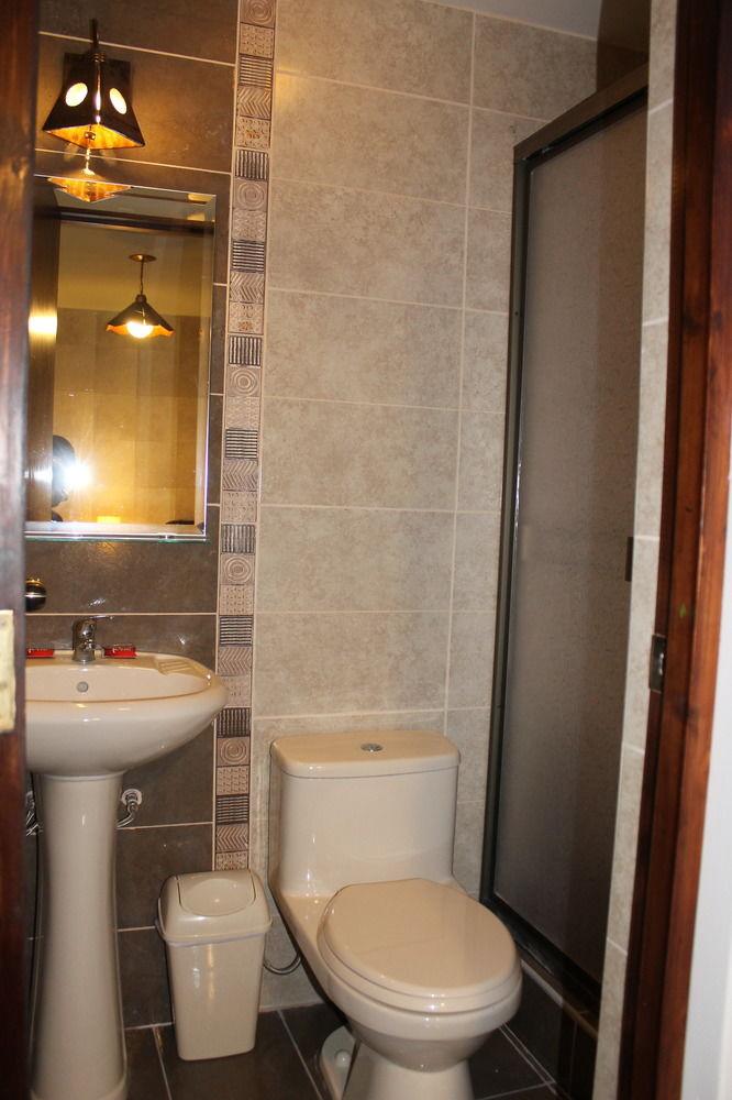 Equipamiento de Habitación Hostal y Restaurante Hatun Colca