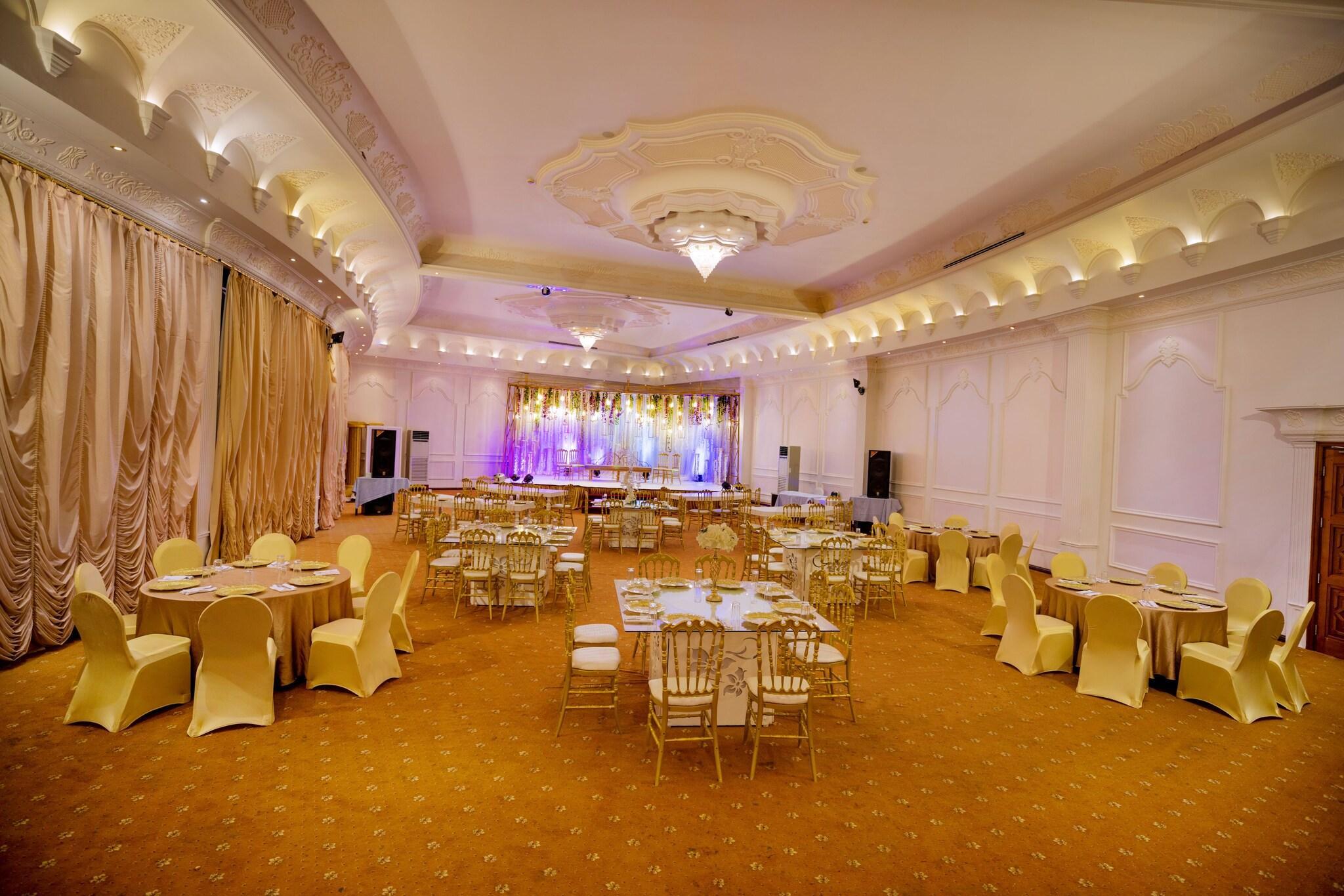 Instalaciones Recreativas Hamdan Plaza Hotel