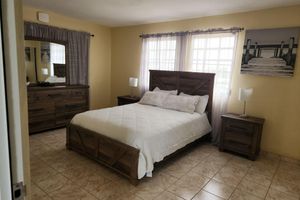 Alquiler Vacacional - Stargaze, Comfort Under the Stars, Luxury Hot Tub & Arcade Room in Aguadilla PR