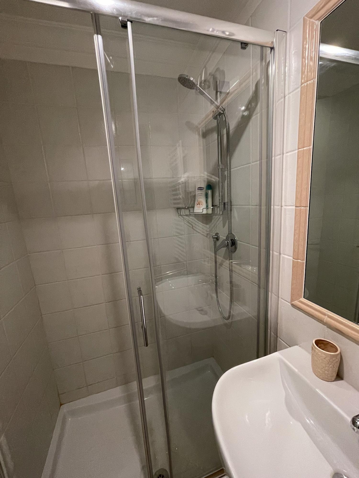 Equipamiento de Habitación Casa Claudia Giulio Cesare