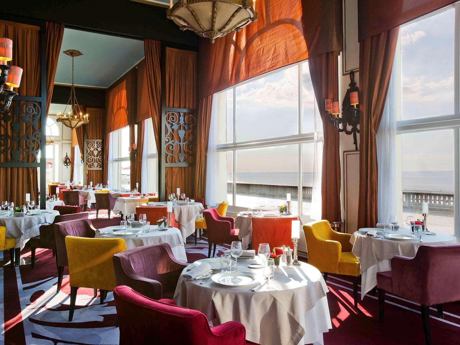 Vista Exterior Le Grand Hotel de Cabourg - MGallery Collection