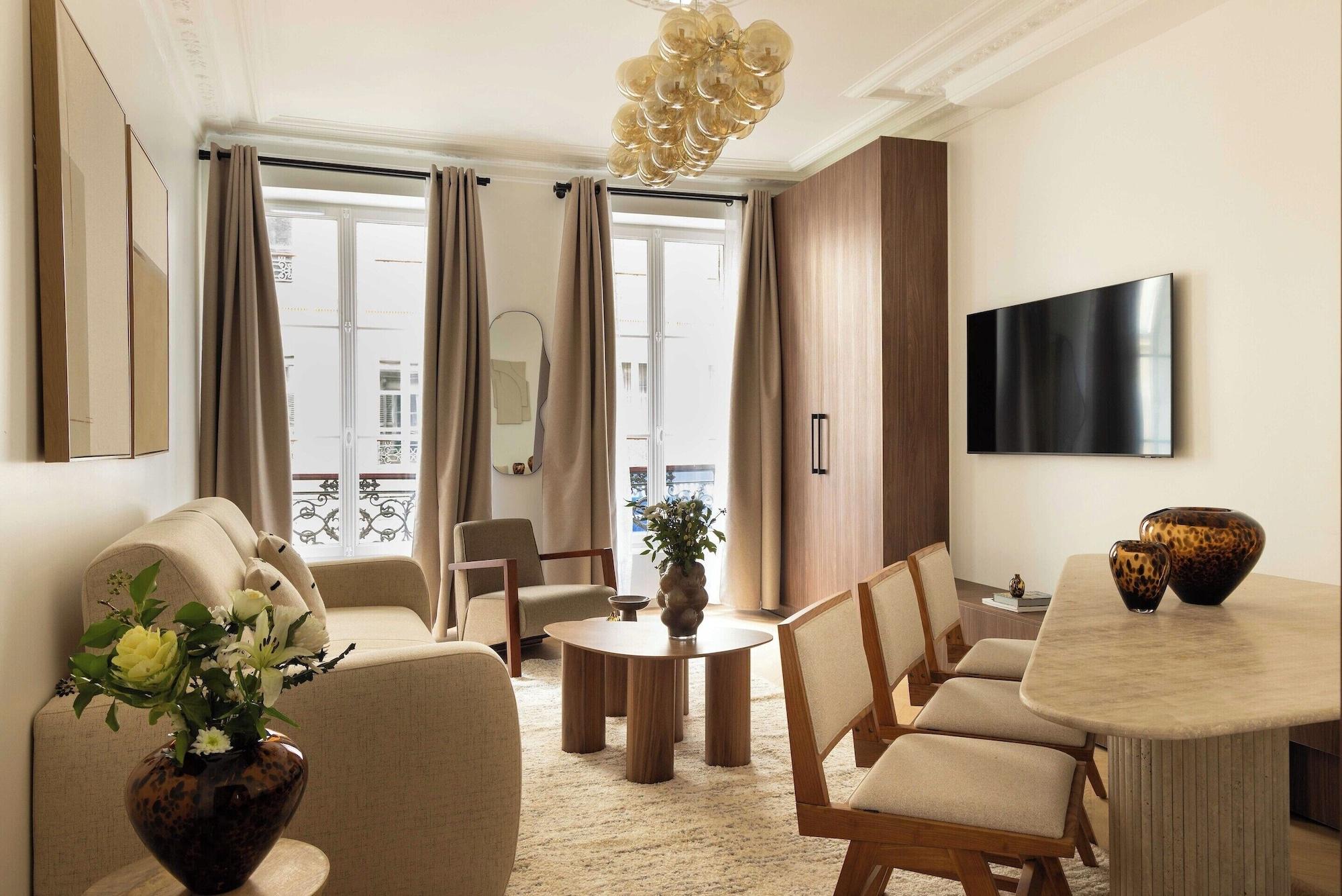 Varios Elegant Apartment - 2br- 6P- Gare Saint Lazare